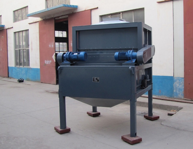 午夜免费看视频