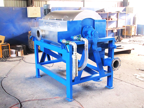 午夜免费看视频