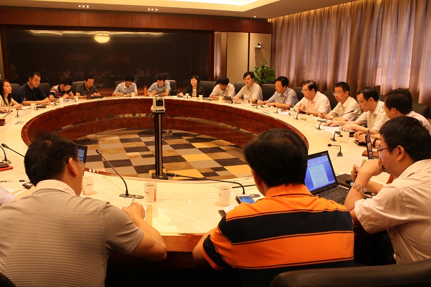 公司召開黨委專題擴(kuò)大會議2 2013.9.12.JPG
